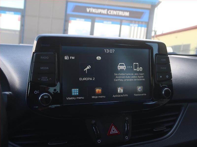 Hyundai i30 (2019) 1.6 CRDi, Tempomat - fotka 12 z 18