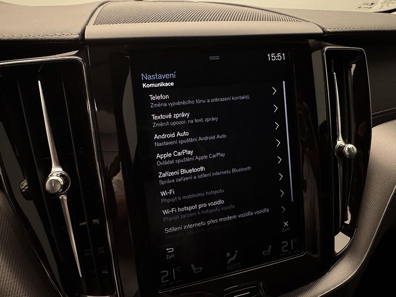 Volvo XC60 B4 AWD INSCRIPTION  - fotka 46 z 49