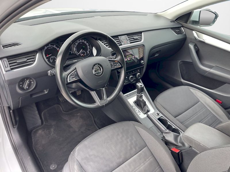 Škoda Octavia (2018) 1.4 TSI 110kW DSG Ambition Plu - fotka 5 z 33