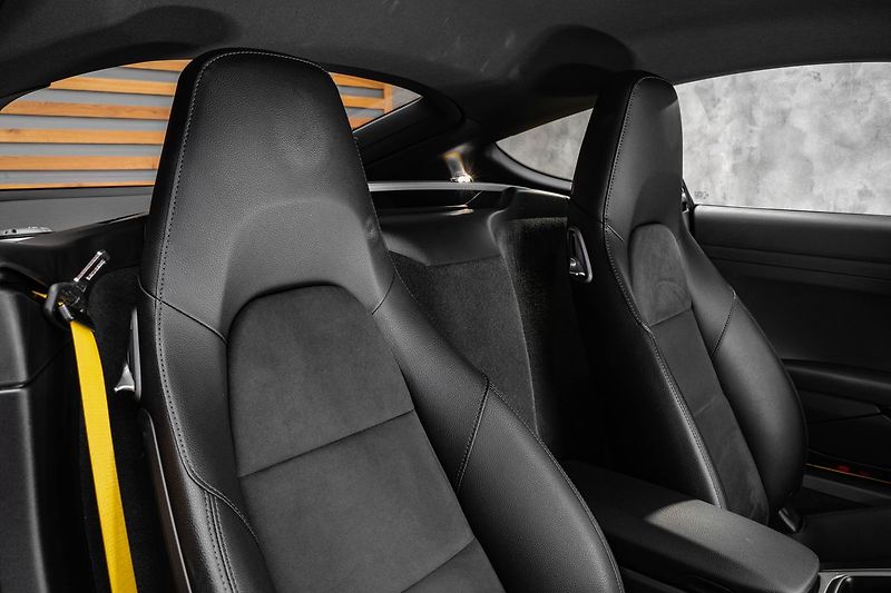Porsche Cayman - fotka 14 z 20