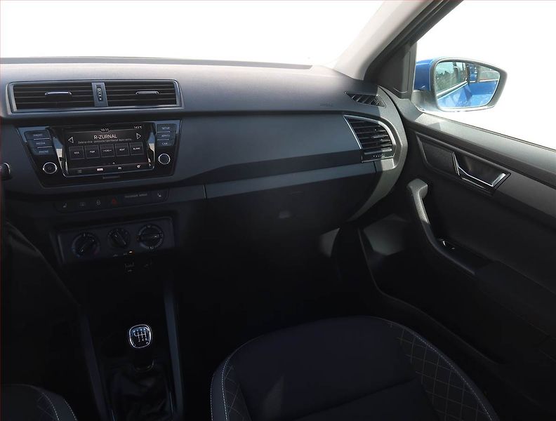 Škoda Fabia (2020) Drive 1.0 TSI, Tempomat - fotka 8 z 20