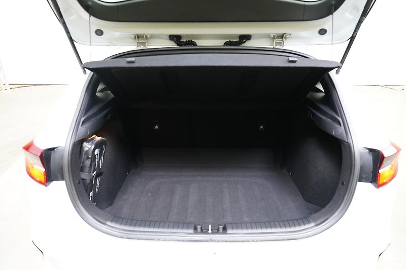 Kia Ceed - fotka 22 z 22