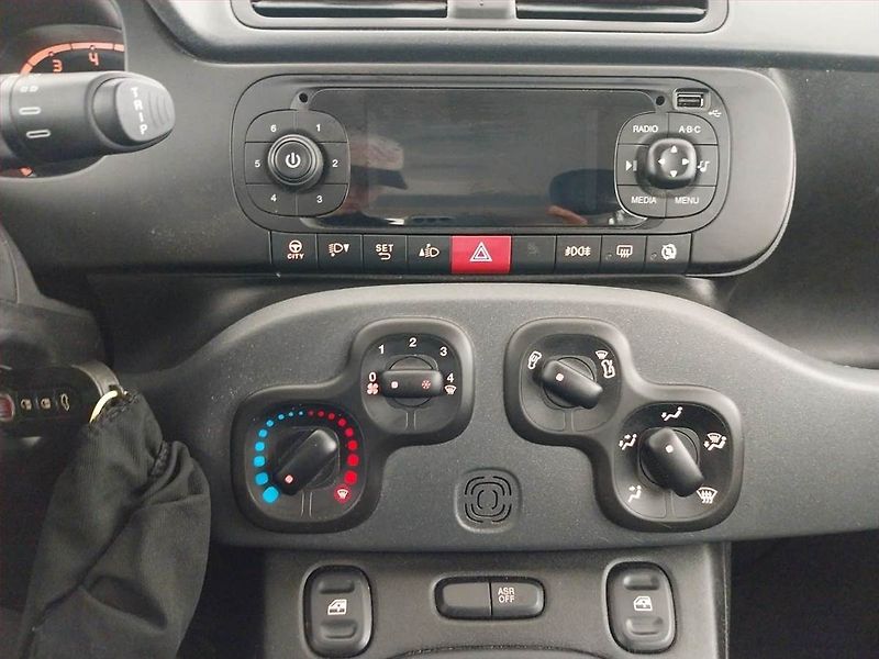 Fiat Panda (2019) 1.2, ČR,1.maj, Serv.kniha - fotka 12 z 16