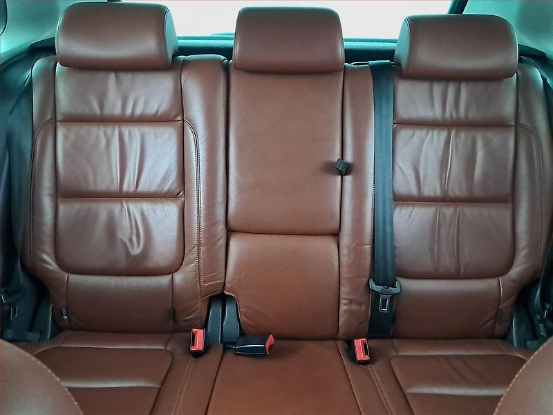Volkswagen Tiguan (2011) R-Line 2.0 TSI, 4X4, Automat - fotka 10 z 22