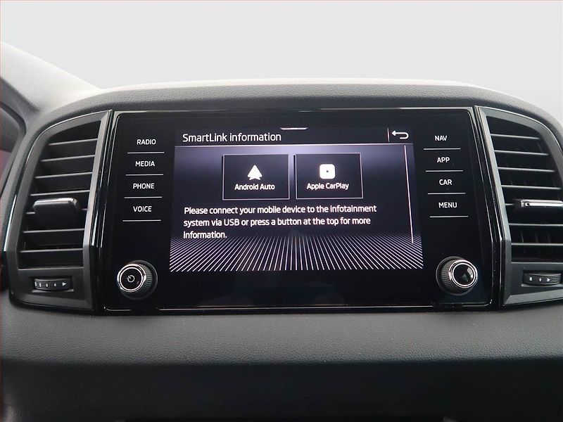 Škoda Karoq (2024) Sportline 1.5 TSI - fotka 26 z 30