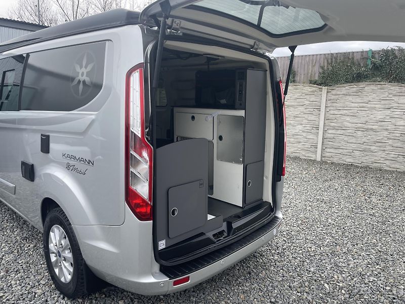 Ford Transit 2.0TDCi 130PS CONECT KARMANN - fotka 85 z 185