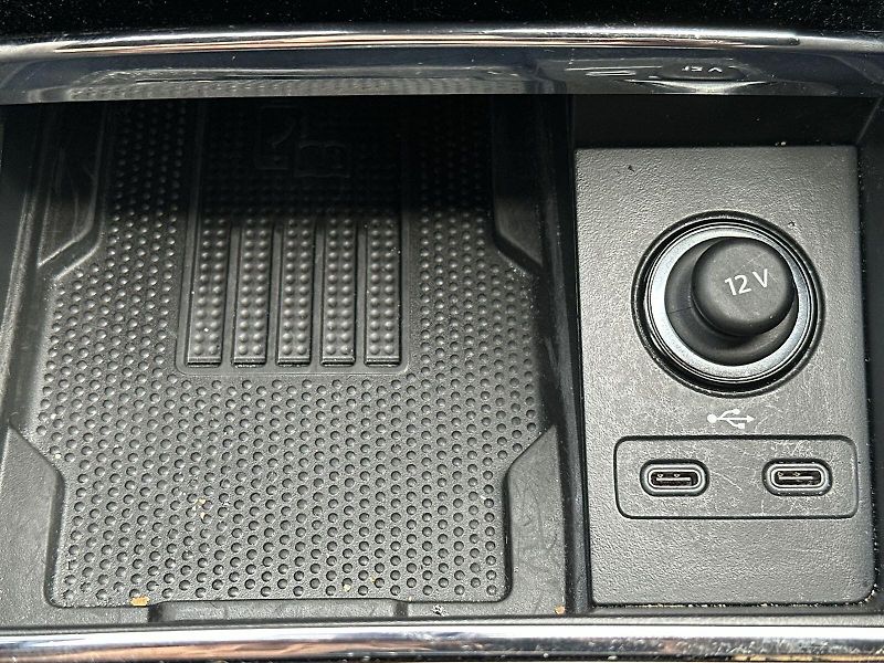 Škoda Karoq (2025) 2.0 TSI 4x4 DSG Sportline - fotka 23 z 36