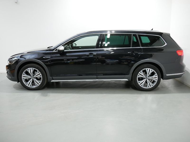 Volkswagen Passat - fotka 3 z 24