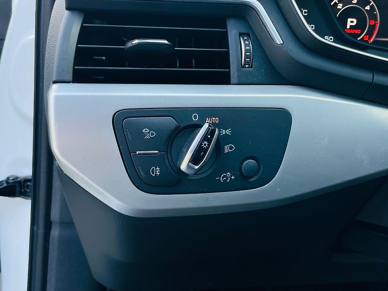 Audi A4 3.0TDI AUT KAMERA SERVISKA  - fotka 50 z 60