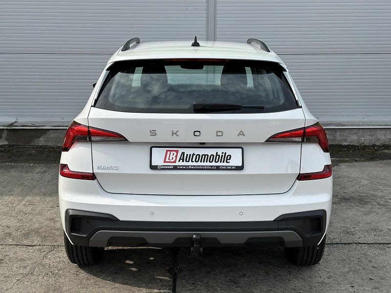 Škoda Kamiq 1.0TSi 116PS KAMERA+PDC P/Z Sm - fotka 5 z 42