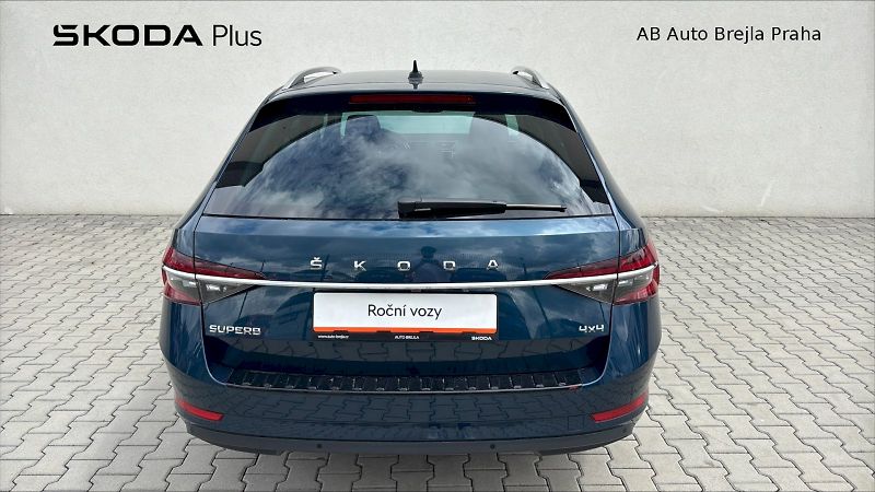 Škoda Superb (2024) COM GRT STY 4X4 TD 140/2.0 A7A - fotka 9 z 24