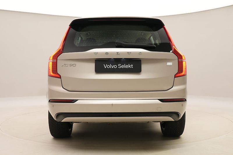 Volvo XC90 T8 AWD RECHARGE PLUS DARK CZ - fotka 11 z 73