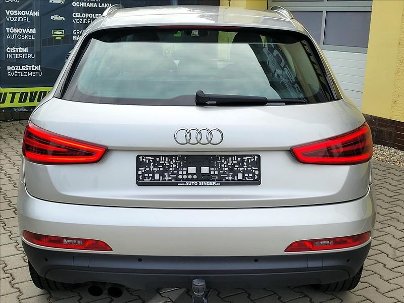 Audi Q3 2,0 TFSi Quattro SERV.KNÍŽKA - fotka 13 z 47