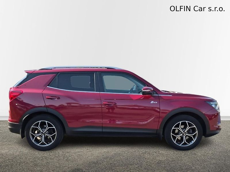 SsangYong Korando Style  1.5 Turbo 120 kW A/T - fotka 6 z 25