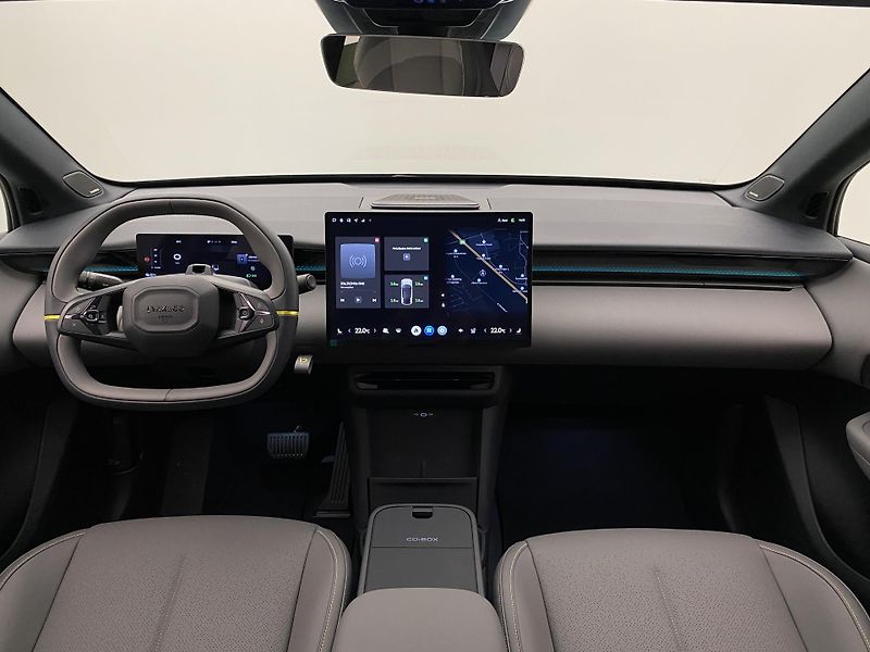 Lynk & Co 02 (2025) MORE DEMO - fotka 2 z 81