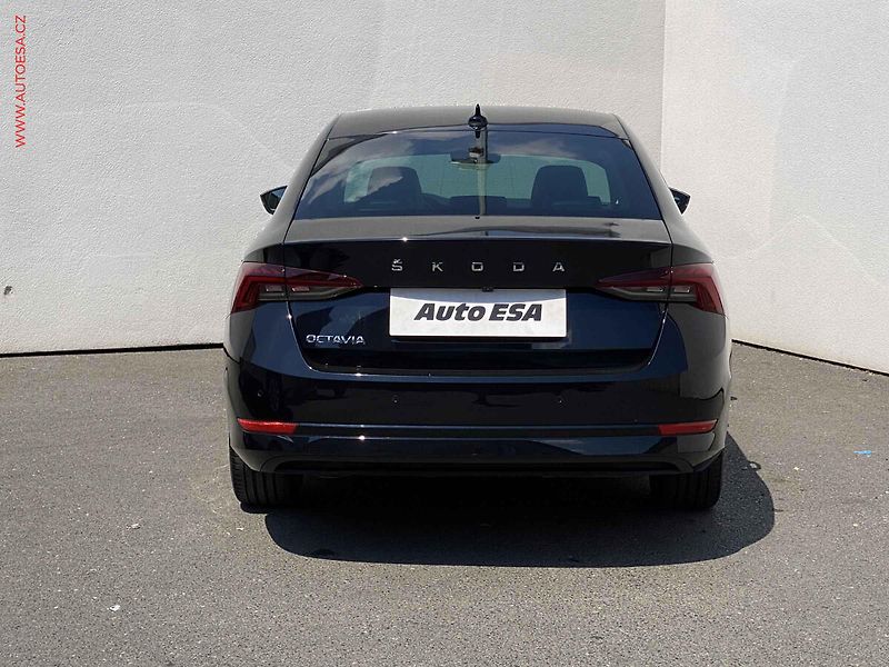 Škoda Octavia (2021) 1.5 TSi, Style, LED, navi - fotka 5 z 19