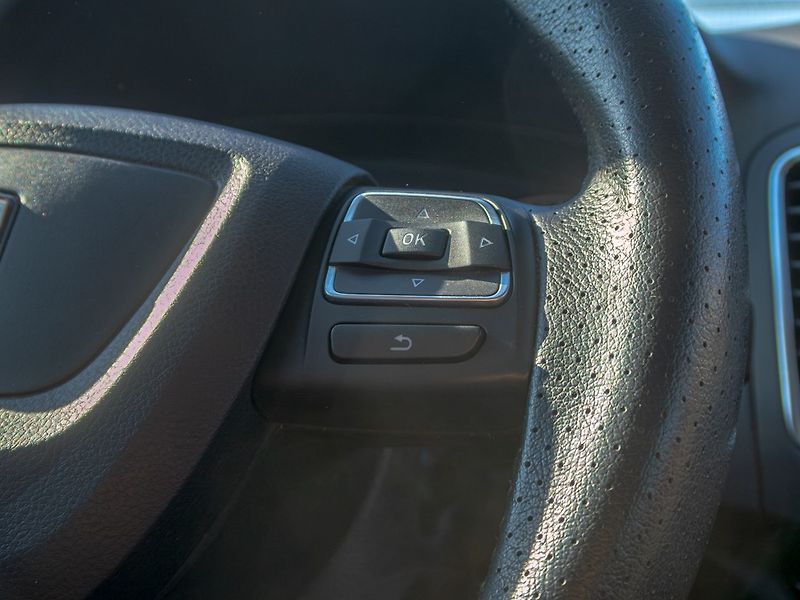 Seat Alhambra (2012) 2.0TDI 103KW 7sed–ROZVODY/PANO - fotka 17 z 59