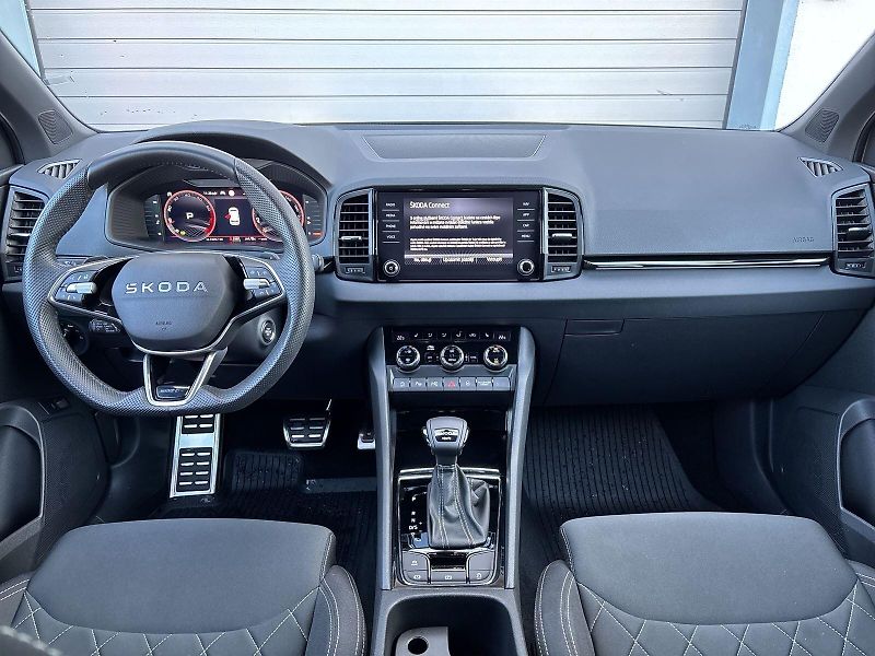 Škoda Karoq (2025) 2.0 TSI 4x4 DSG Sportline - fotka 5 z 37