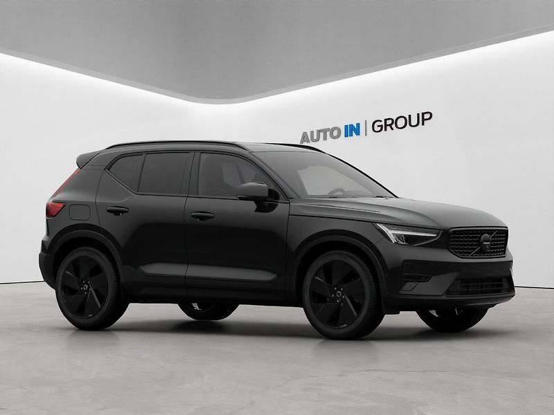 Volvo XC40 (2026) Black Edition B3 Plus,360°KAM. - fotka 8 z 10