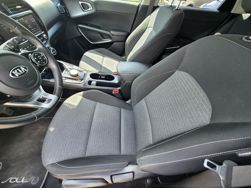 Kia e-Soul III 64,8Kw,500 km,tepelné čerp - fotka 7 z 9