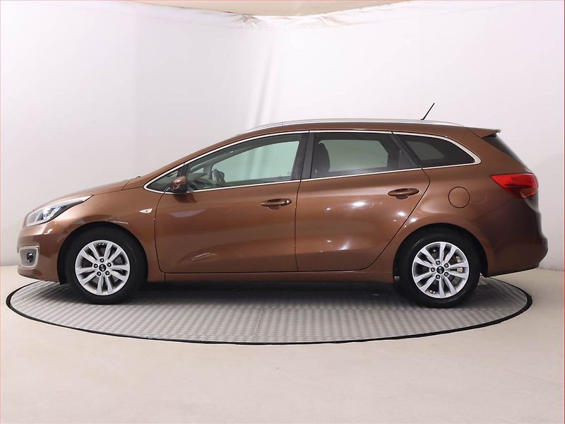 Kia Ceed (2017) 1.4 MPI, Tempomat - fotka 3 z 18