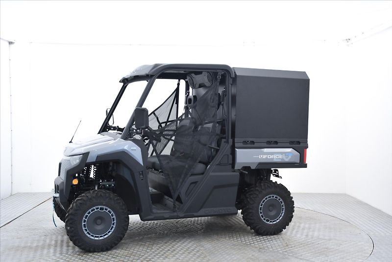 CFMOTO (2026) Gladiator U6 EV  T1b - fotka 4 z 4