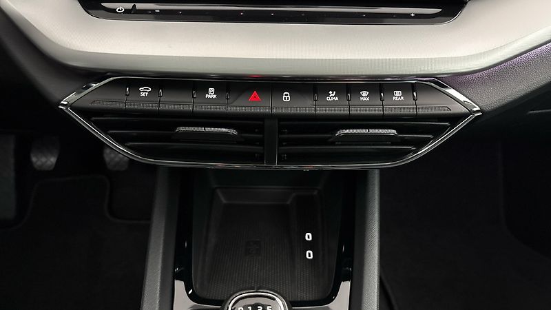 Škoda Octavia 2.0 TDI Style - fotka 13 z 27