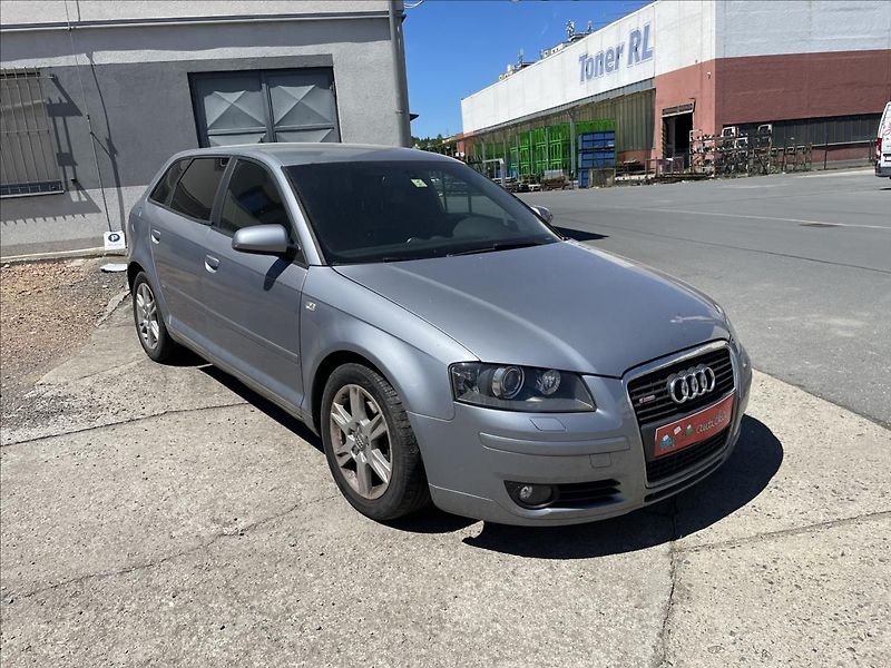 Audi A3 2,0 TDi 103kW*S-line*servis - fotka 3 z 47