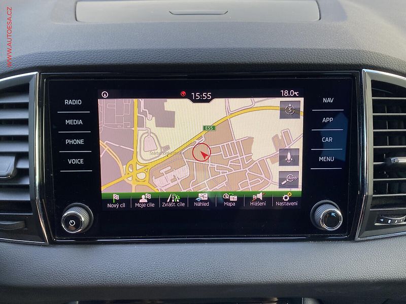 Škoda Karoq (2018) 1.5 TSi, Style, DSG, LED, - fotka 16 z 18