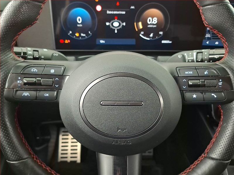 Hyundai Tucson (2024) N-Line 1.6 T-GDI - fotka 18 z 21