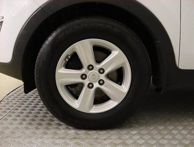 Kia Sportage (2015) 1.6 GDI, Navi, Tempomat - fotka 15 z 18