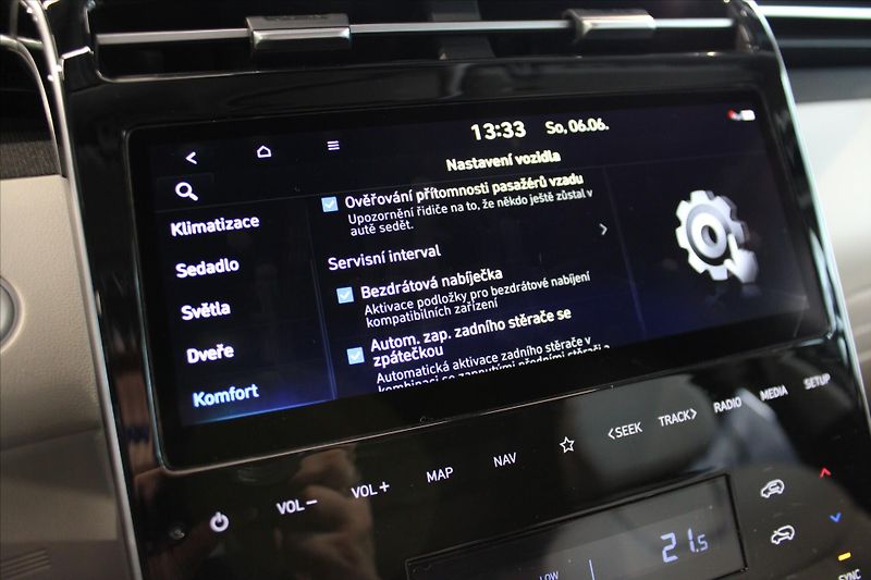 Hyundai Tucson T-GDi 7DCT 4WD Premium DPH/ACC - fotka 23 z 36