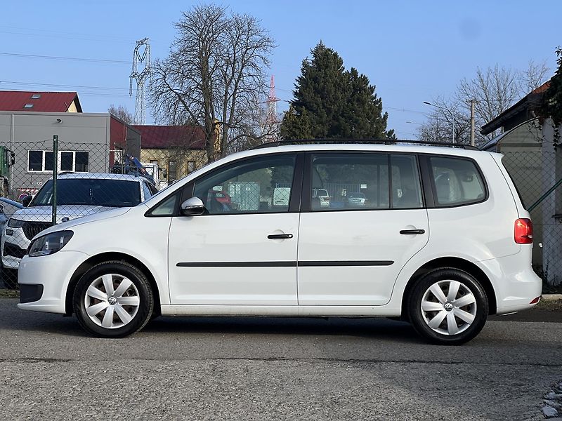Volkswagen Touran 1.2TSi 77kw  7MÍST TEMPOMAT  - fotka 4 z 43