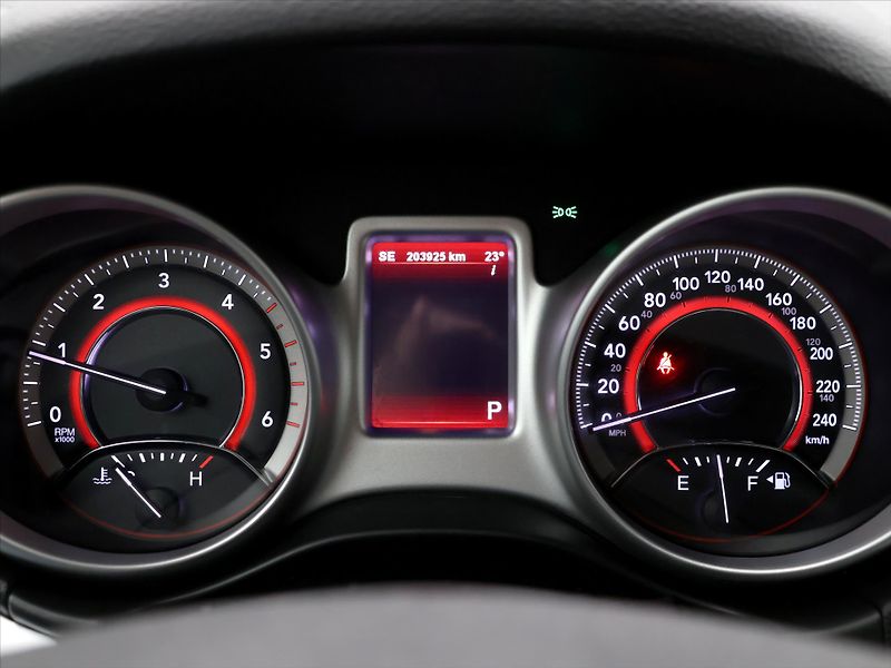 Fiat Freemont 2,0 Multijet 125kW Urban Aut - fotka 18 z 33