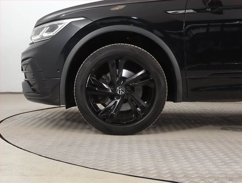 Volkswagen Tiguan Allspace (2022) R-Line 2.0 TDI - fotka 15 z 29