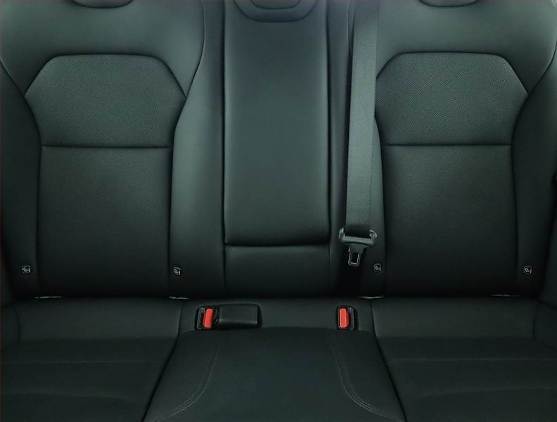 Tesla Model 3 (2023) Standard Range LFP, SoH 96% - fotka 10 z 23