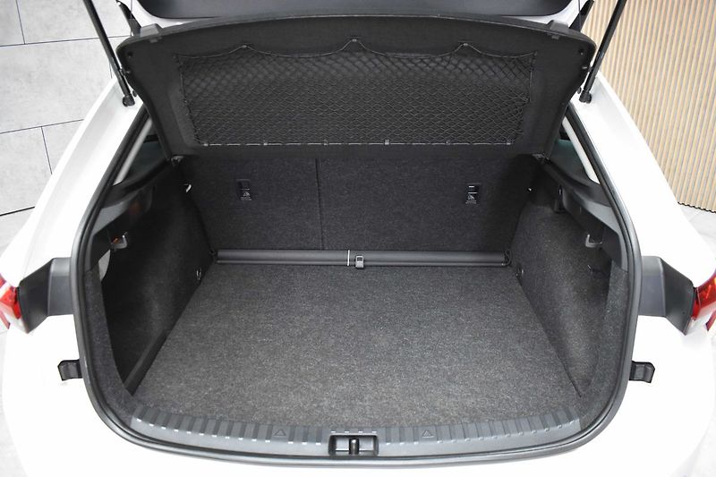 Škoda Scala 1.0 TSI G-TEC STYLE*DPH*ČR 1.M - fotka 36 z 38