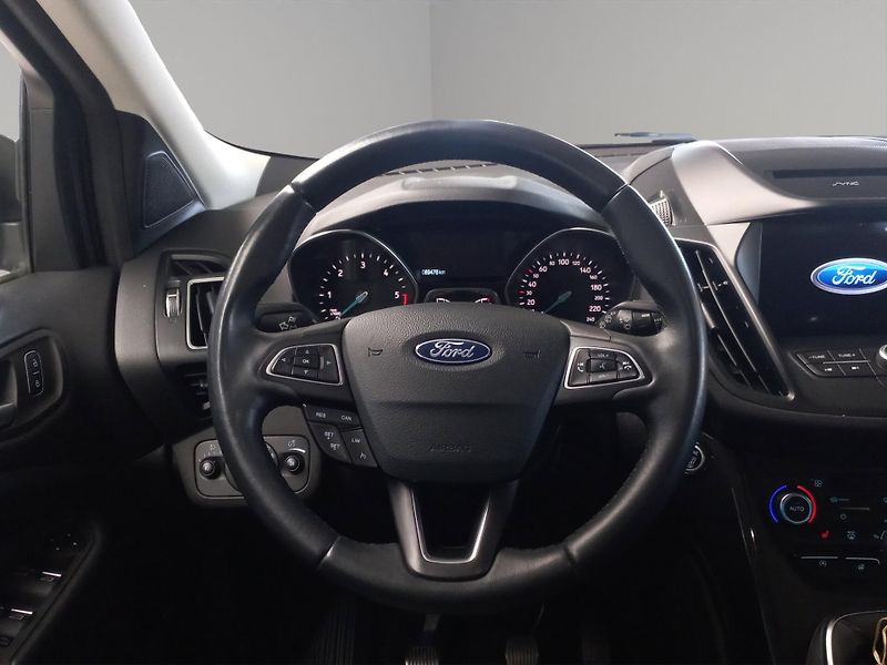 Ford Kuga (2019) Titanium 2,0 TDCi 4x4 1.maj ČR - fotka 7 z 14