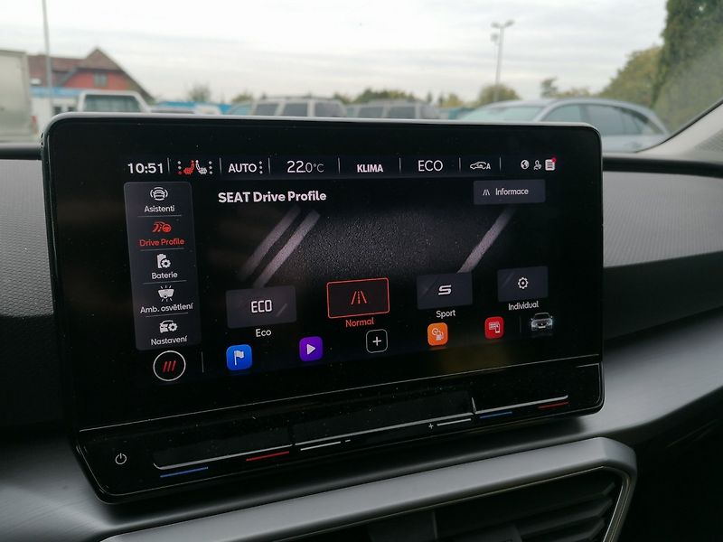 Seat Leon (2021) 1.4 TSi E-HYBRID Cupra Design - fotka 16 z 35
