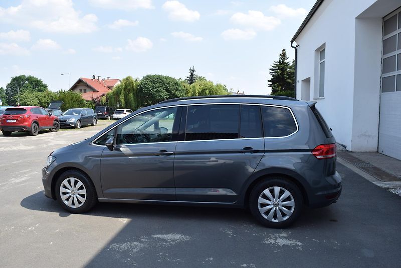 Volkswagen Touran (2017) 1.4TSI 110kw CLBMT 7MÍST TAŽNÉ - fotka 12 z 41