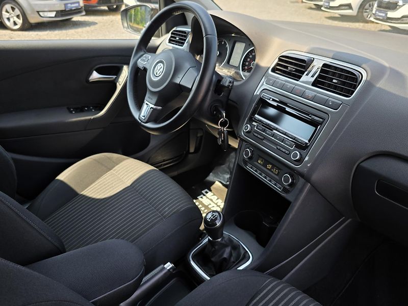 Volkswagen Polo 1.2 TSI 66 KW HIGHLINE - fotka 18 z 20