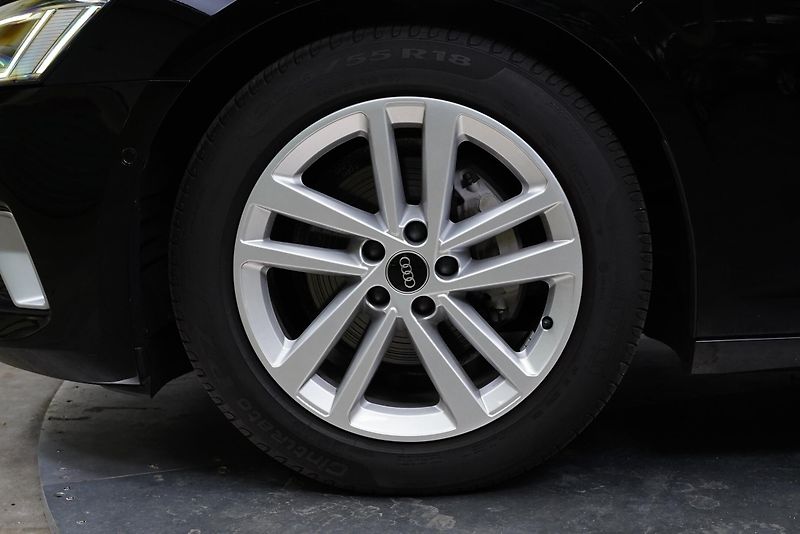 Audi A6 - fotka 10 z 28