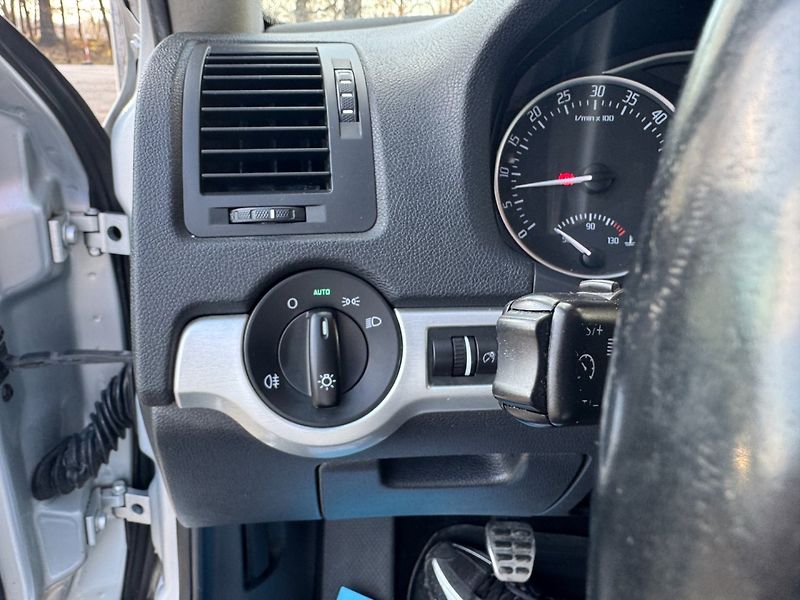 Mercedes-Benz Třídy B (2008) 2.0 CDi, AUTOMAT - fotka 21 z 35