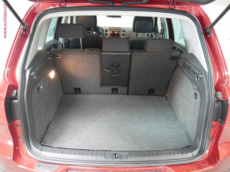 Volkswagen Tiguan (2013) 2.0TDi 4x4, Xenon, park.čidla - fotka 7 z 23