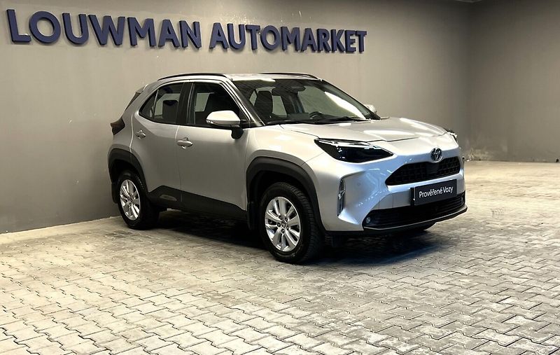 Toyota Yaris Cross 1,5 Hybrid AT Comfort - fotka 12 z 15
