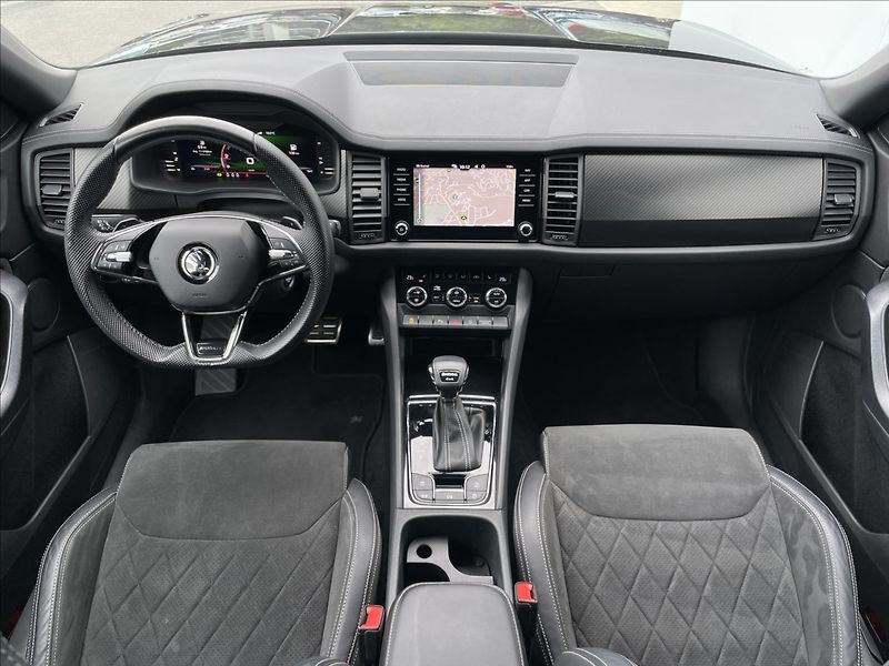 Škoda Kodiaq 2,0 TSI 4x4 DSG Sportline ACC - fotka 6 z 24