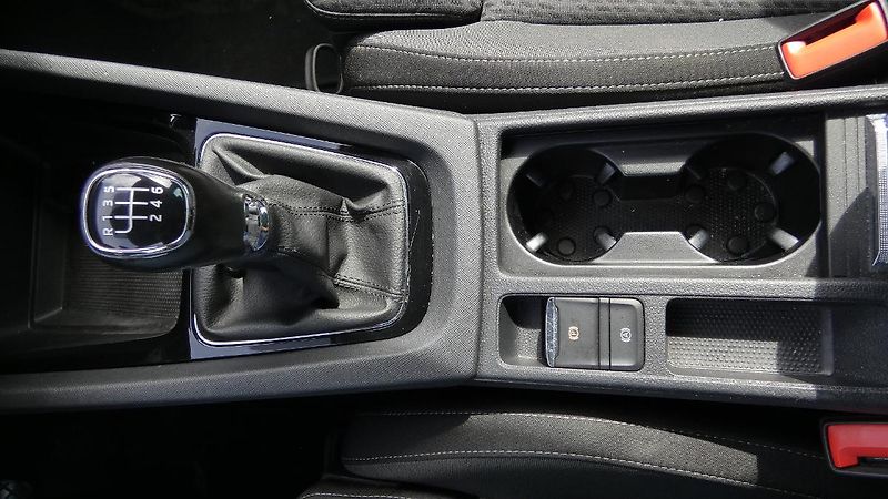 Škoda Octavia 2,0 TDI Style 110 kW - fotka 18 z 23