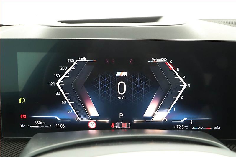 BMW X6 (2025) xDrive30d - fotka 8 z 21