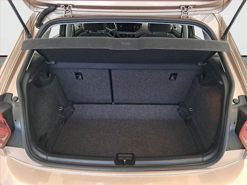 Volkswagen Polo (2018) 1.0 TSI, Tempomat - fotka 13 z 18