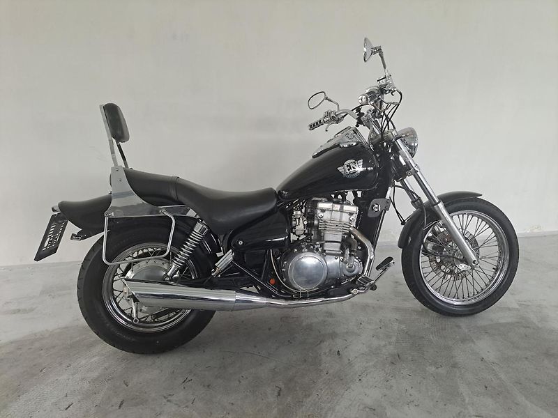 Kawasaki EN 500 - fotka 3 z 12